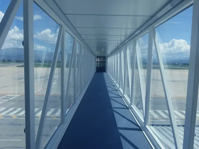 Velino escalator - Stunningly prestigious